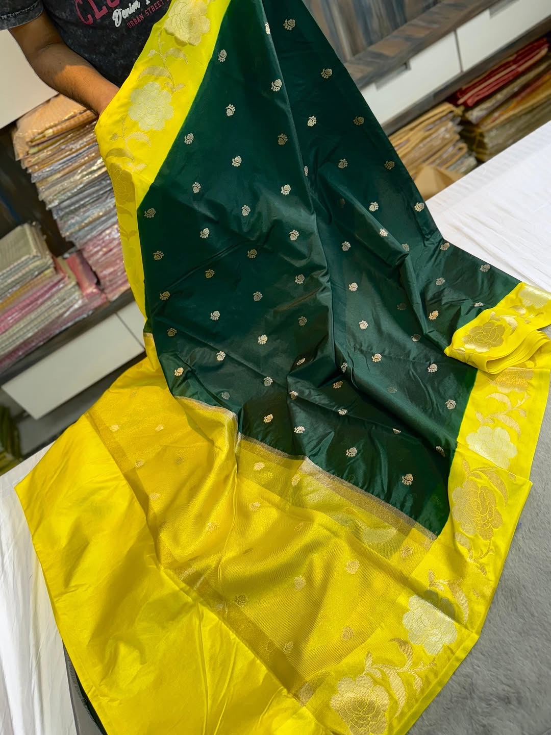Banarasi Dyble Dupion Soft Silk Saree - Image 3