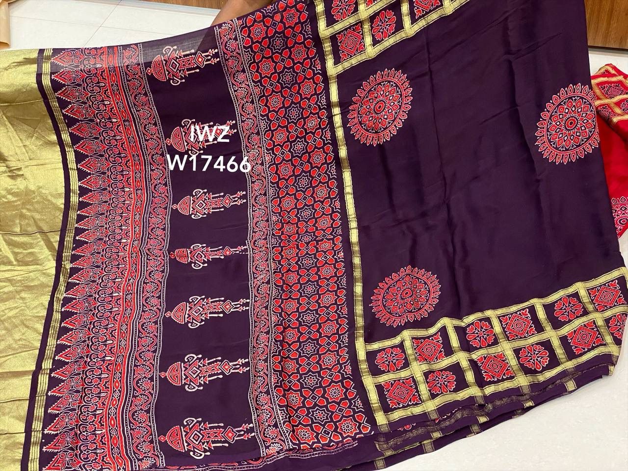 Gajji silk saree - Image 5