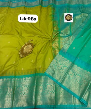 Traditional Gadwal vintage kanchi bigborder semi pattu