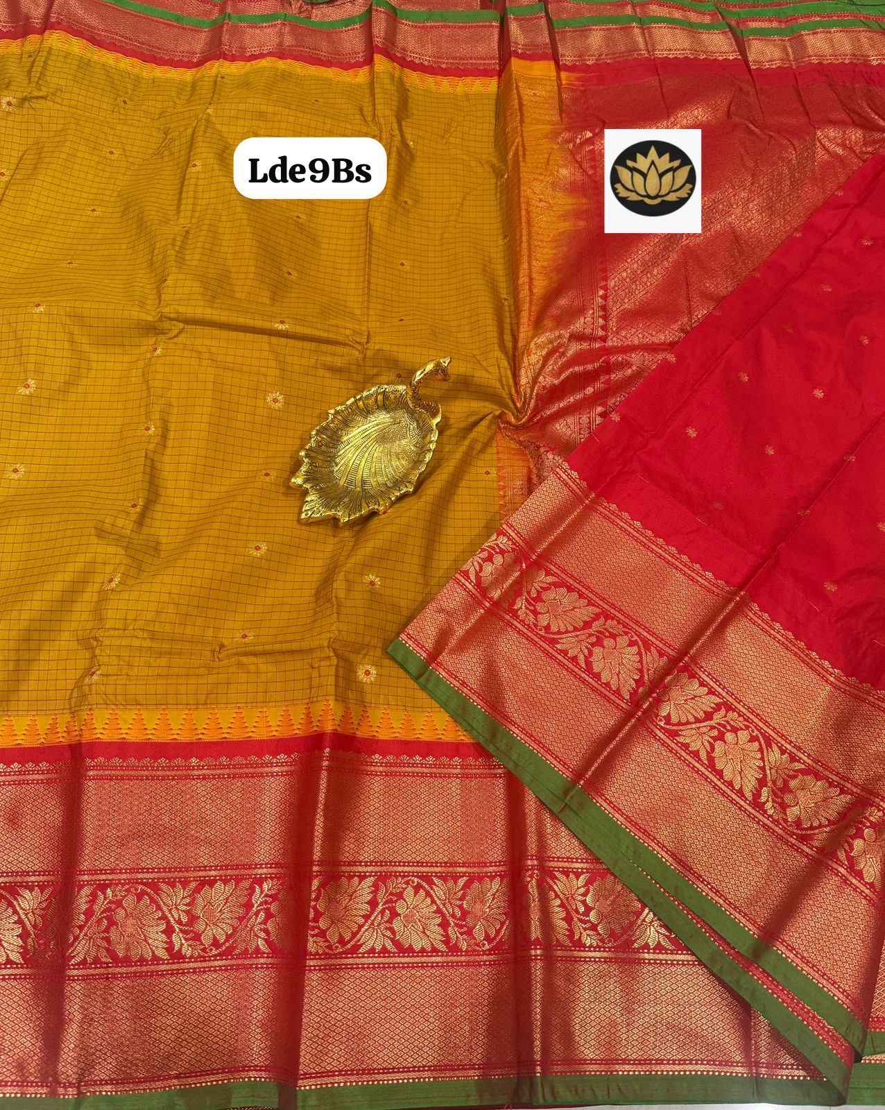 Traditional Gadwal vintage kanchi bigborder semi pattu - Image 5
