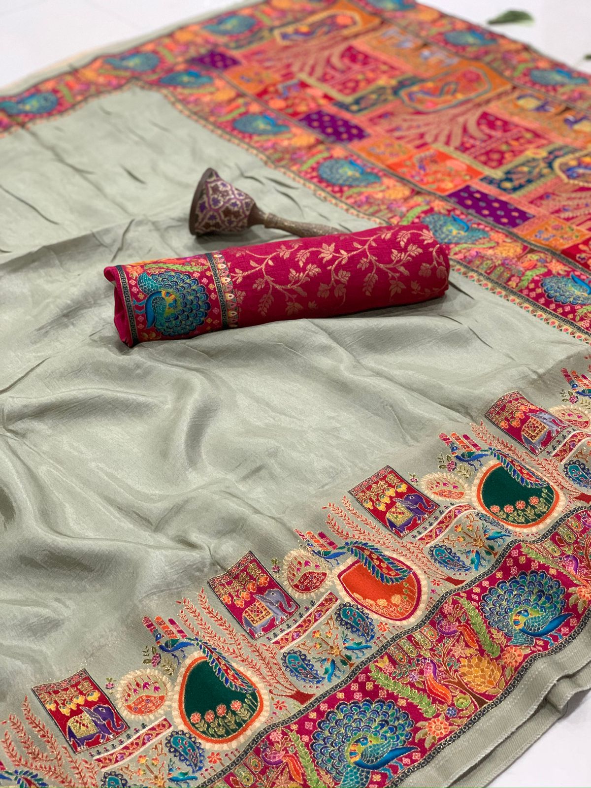 soft viscos Gajji silk position pashmina saree and Pure Jari weaving work and pallu - Image 6