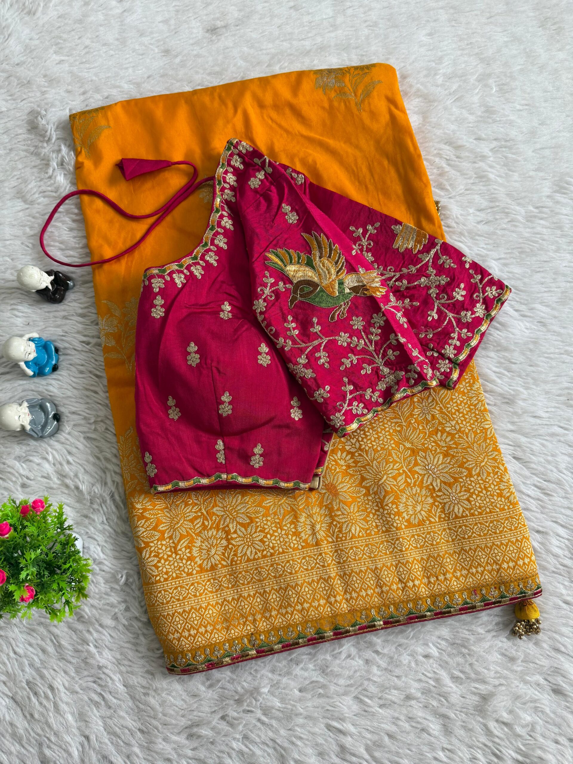 Pure Dola Viscose Silk Saree - Image 7