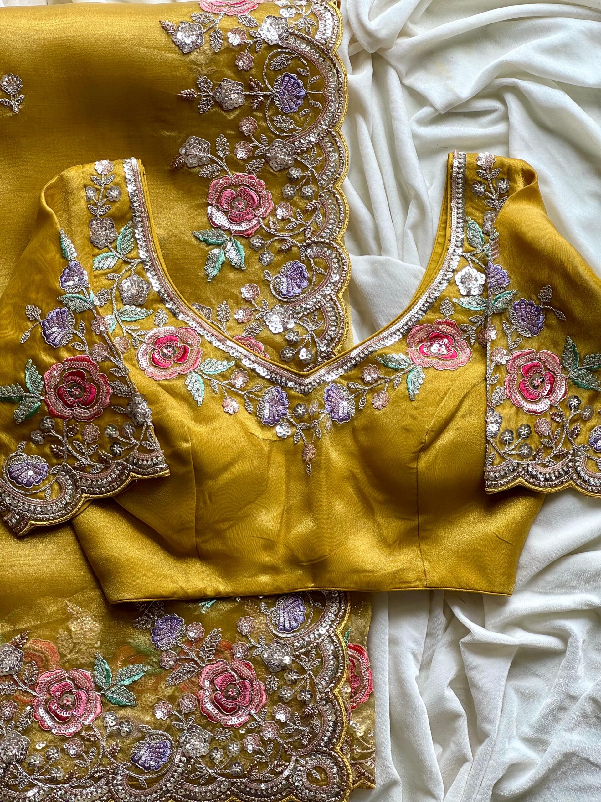 Yellow ferry sareee - Image 3