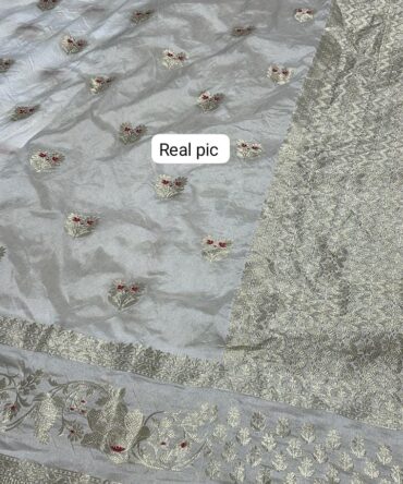 Banarasi handloom row mango silk dyble fabric Saree*