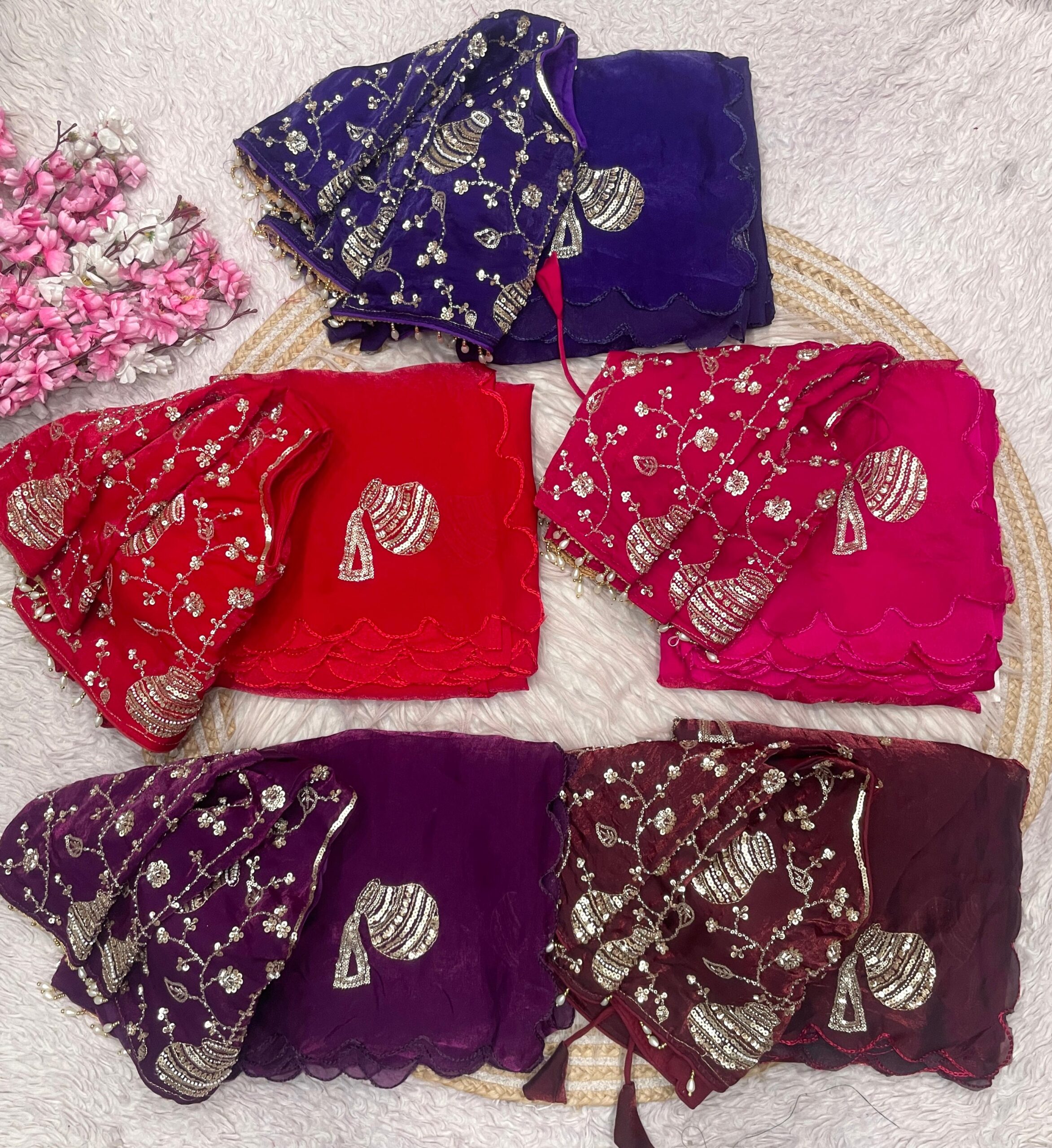 Fandy sattin Fabric With Brits