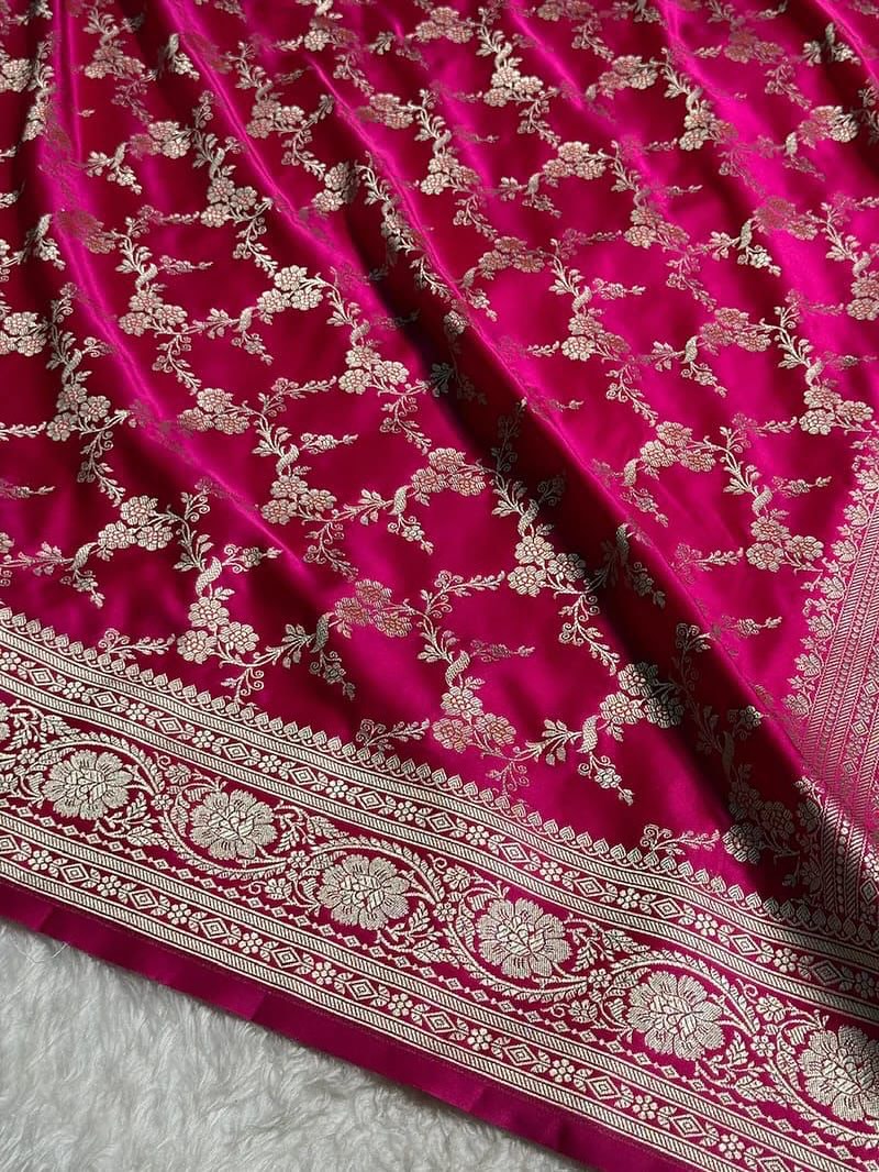 Handloom Banarasi Mashru Katan silk Saree - Image 3