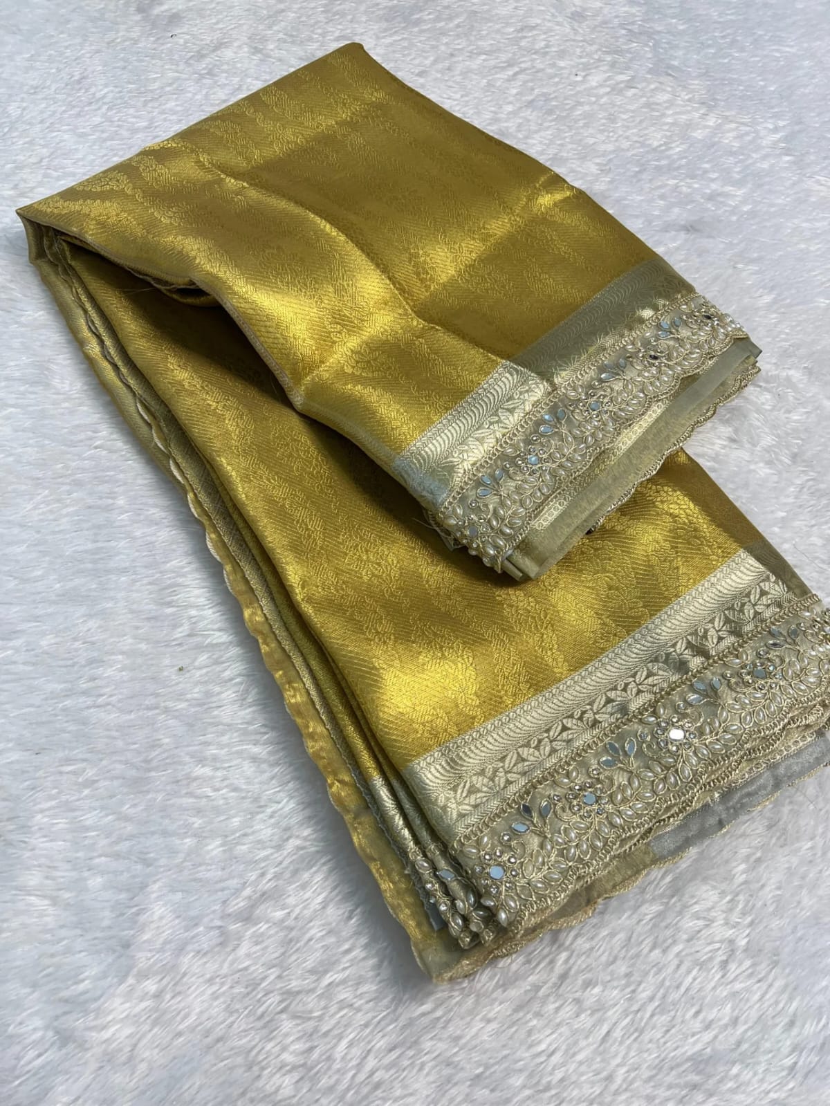Kanjivaram tissue saree - Image 4