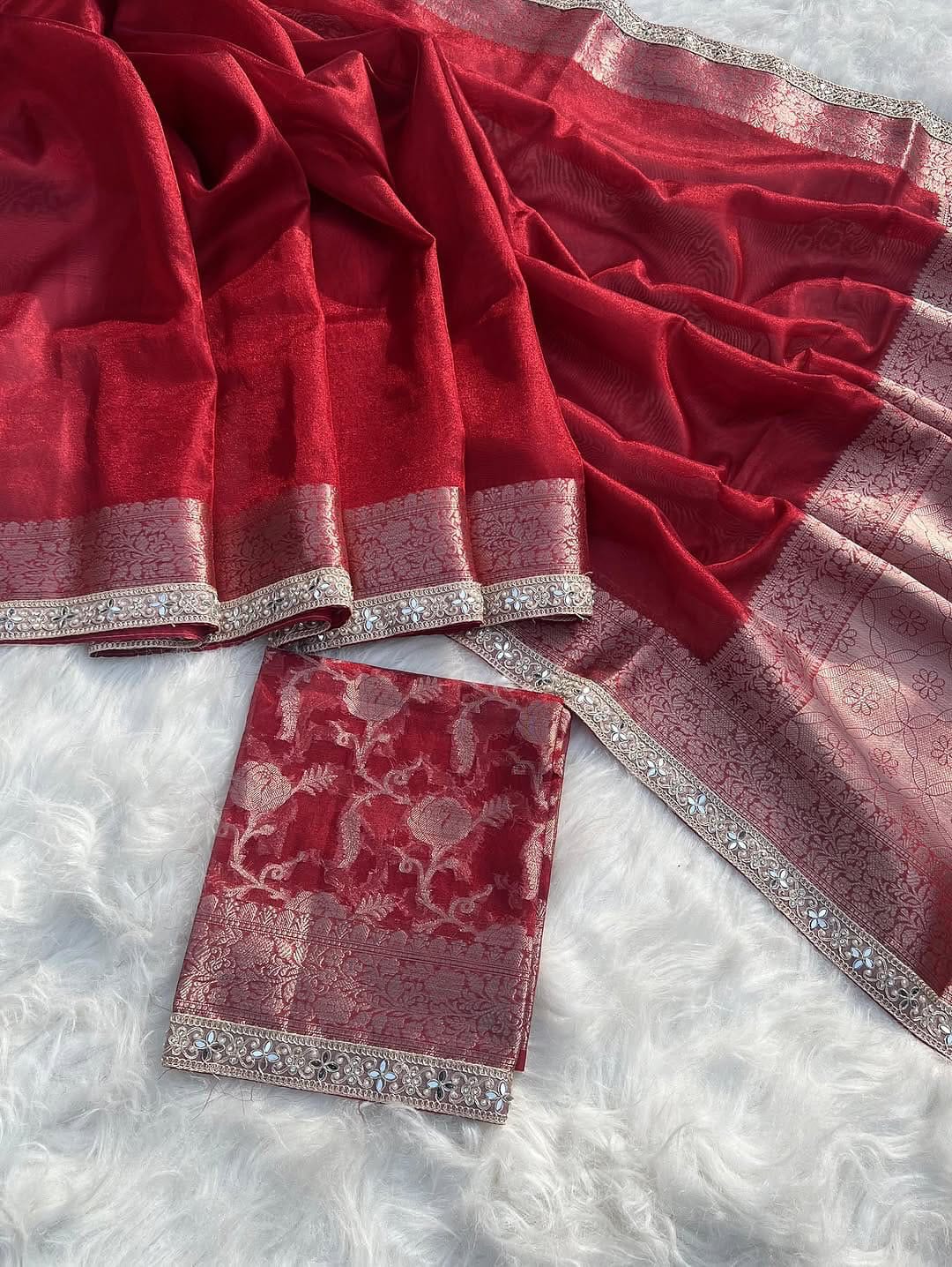 Kanjivaram Bridal Tissue Silk Saree - Image 7