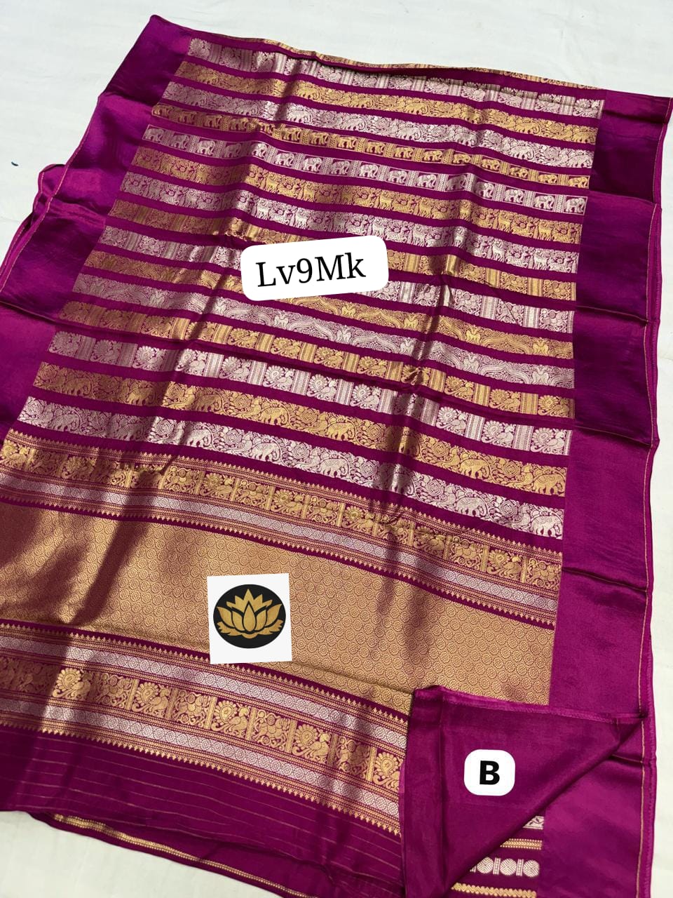 Pure kanjivaram moonga silk saree - Image 19