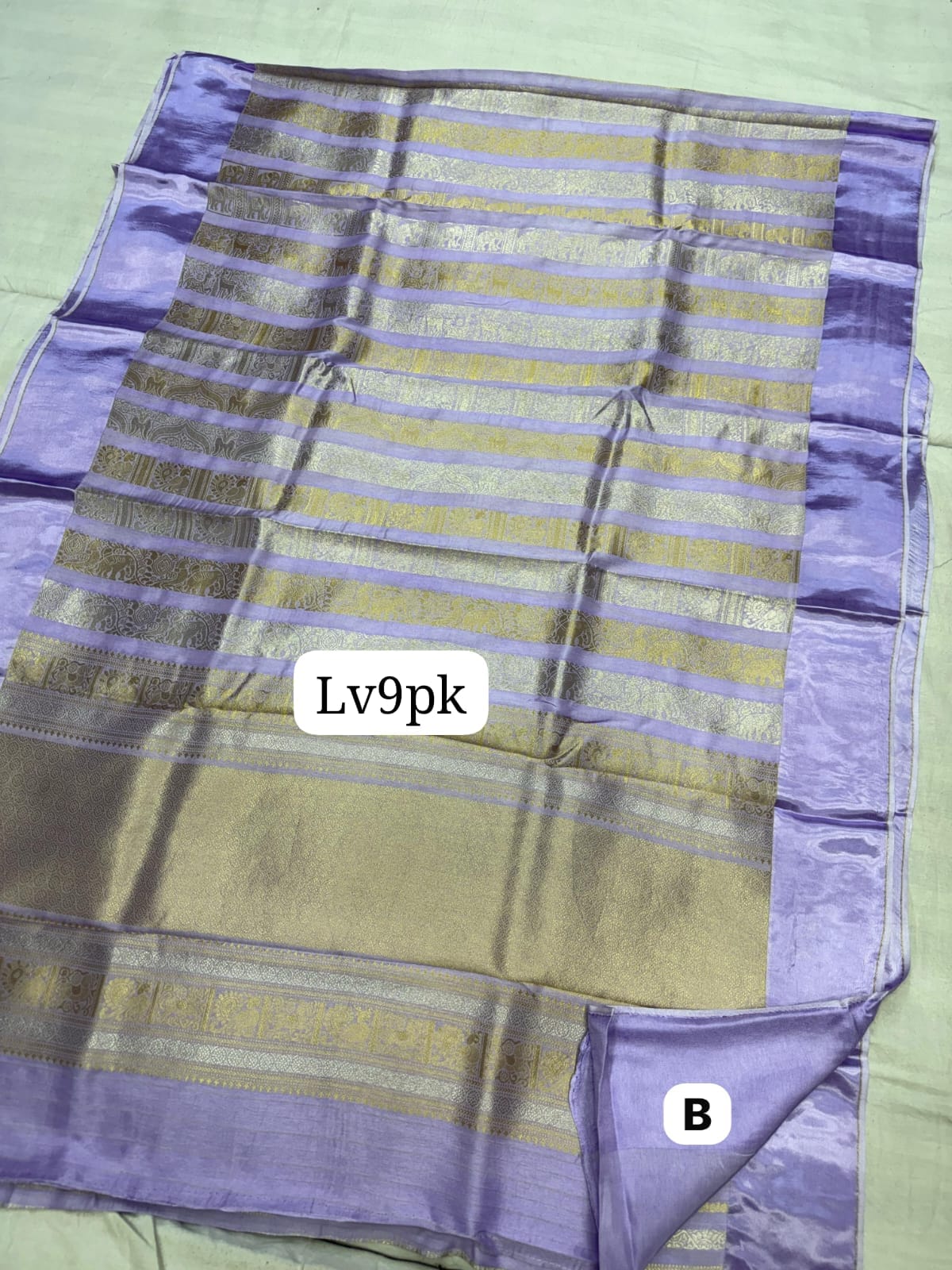 Pure kanjivaram moonga silk saree - Image 10