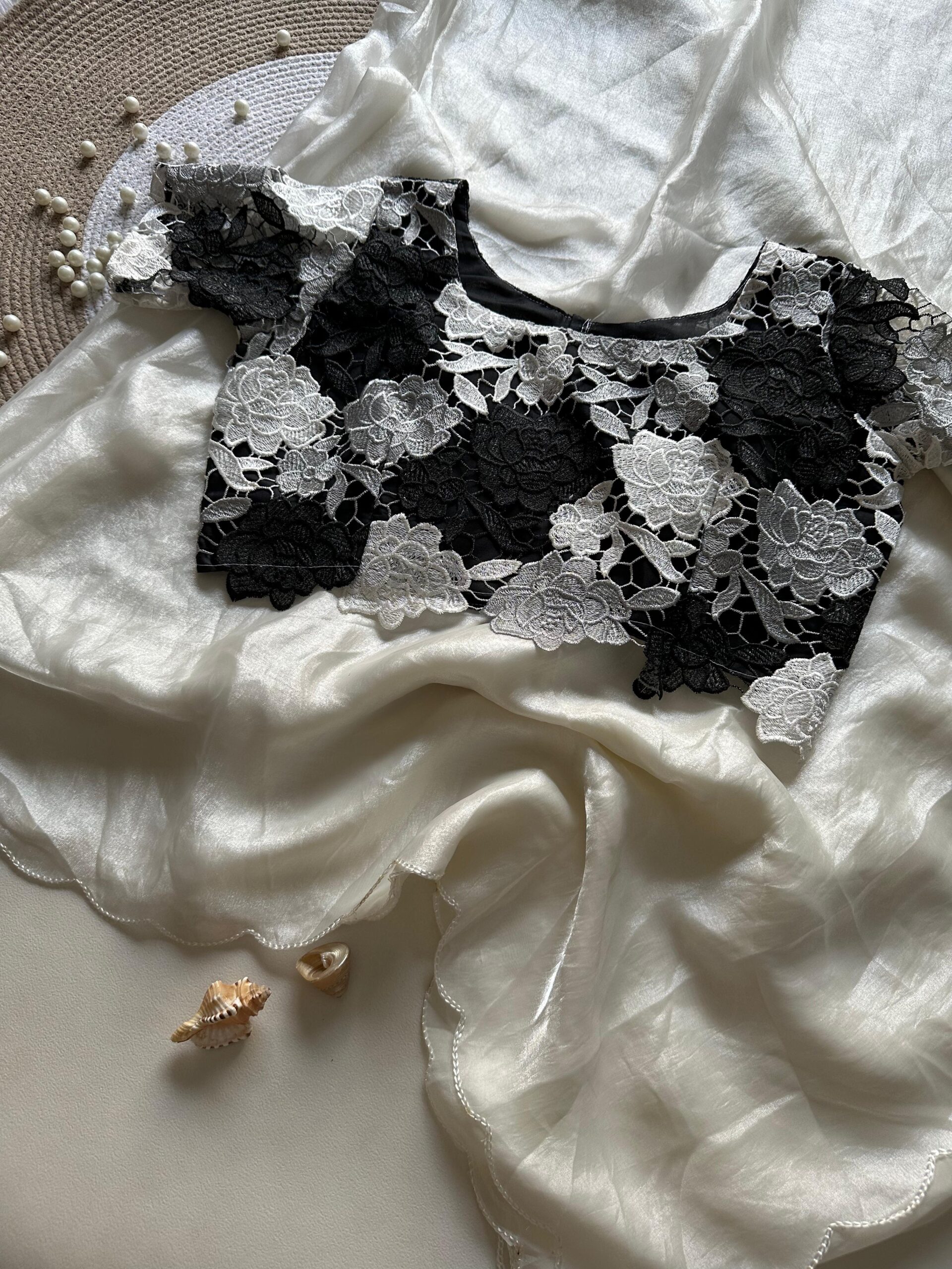 Silk Fendy Satin Saree - Image 6