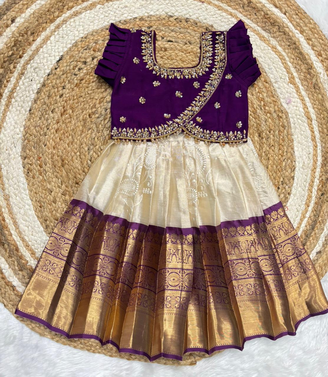 Chikkankari skirt - Image 12