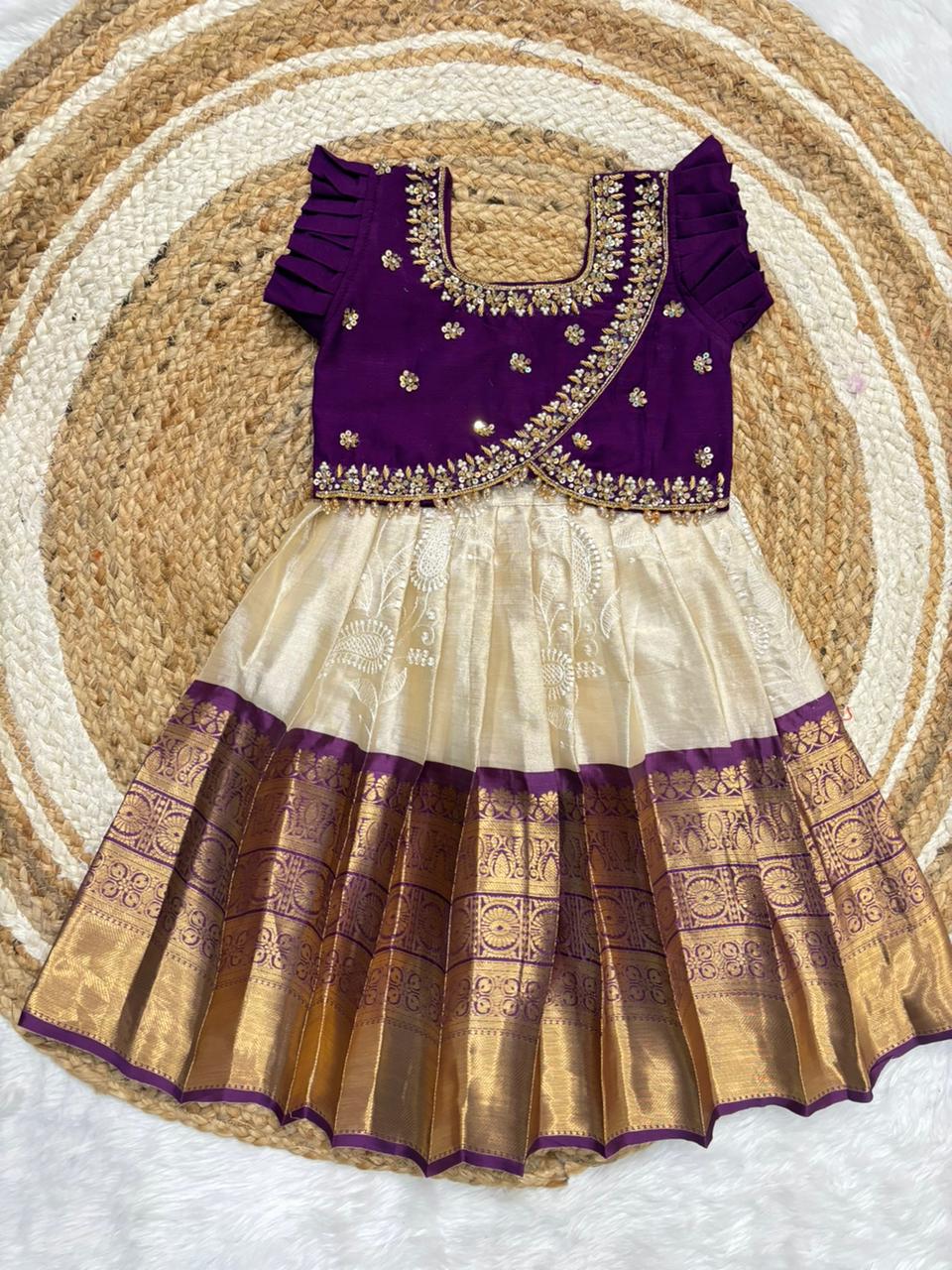 Chikkankari skirt - Image 13