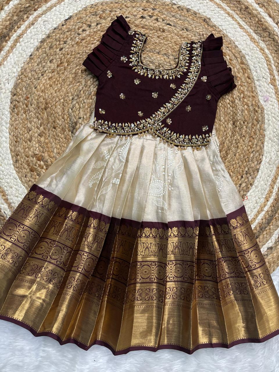 Chikkankari skirt - Image 18