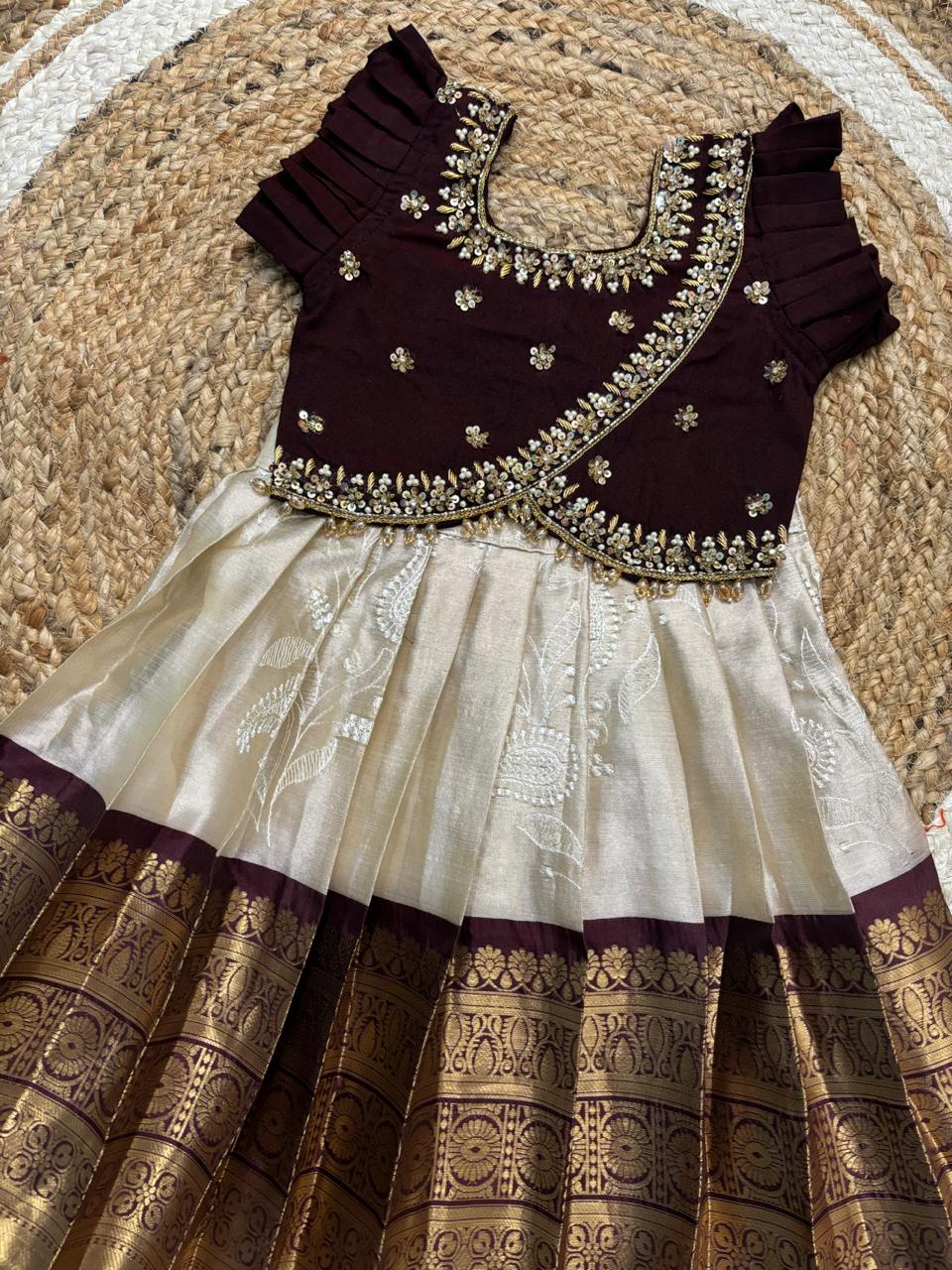 Chikkankari skirt - Image 20
