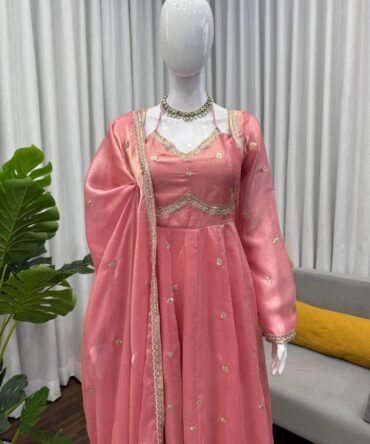 Anarkali suit