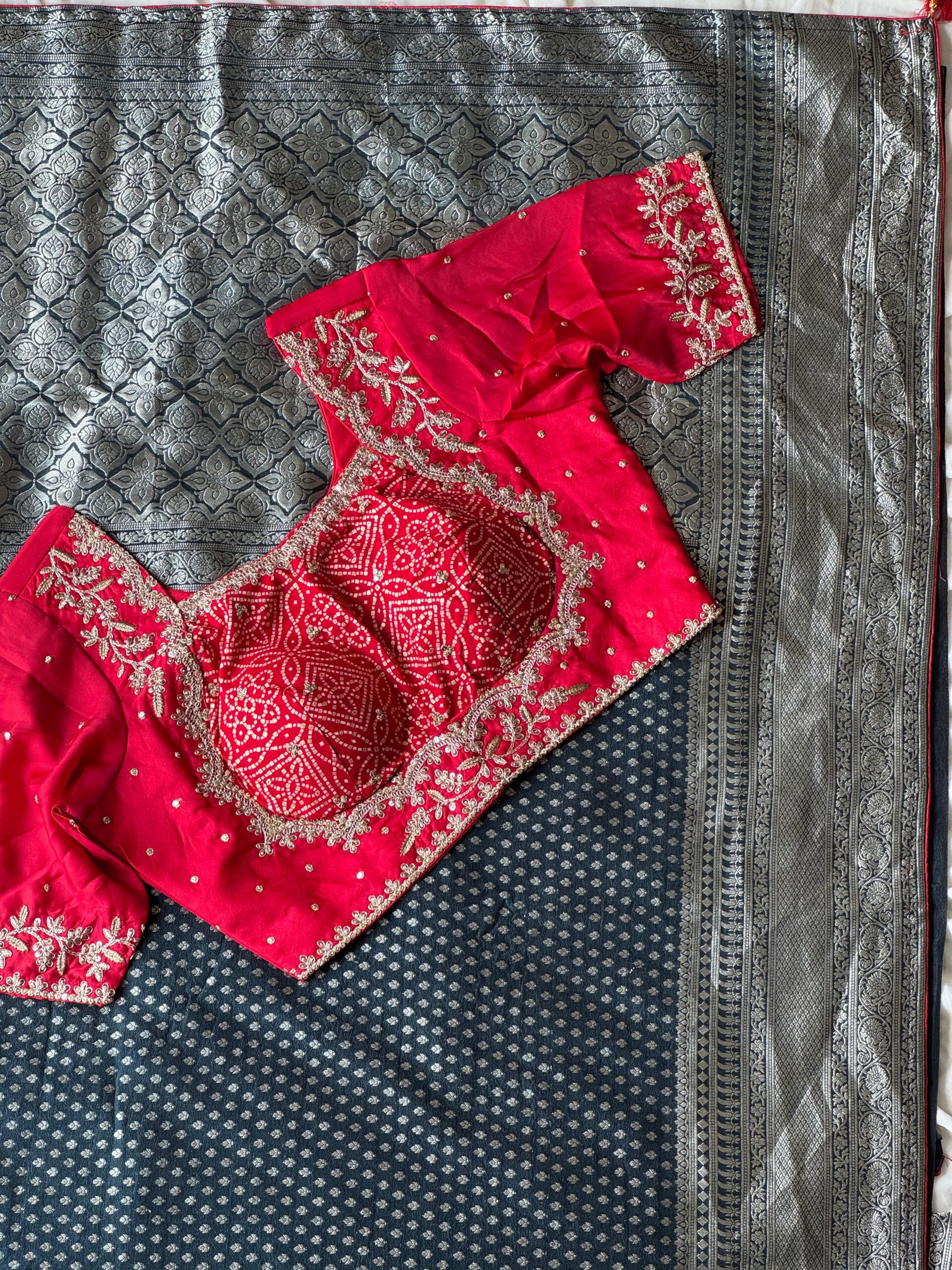 Premium Banarasi dyed silk saree with contract piping border - Image 7